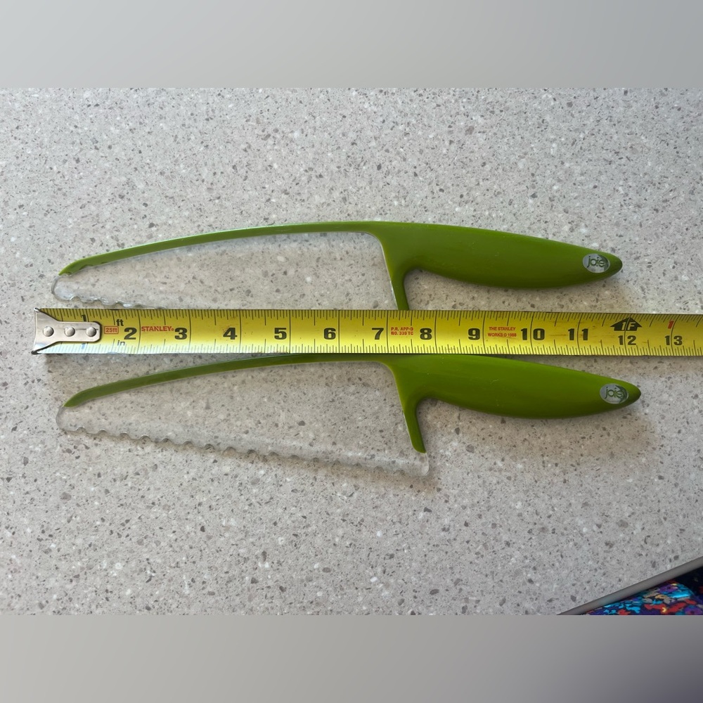 Set Of 2 Joie Green Plastic 12" Serrated Lettuce Knife - Mellon, Fruit, Oranges